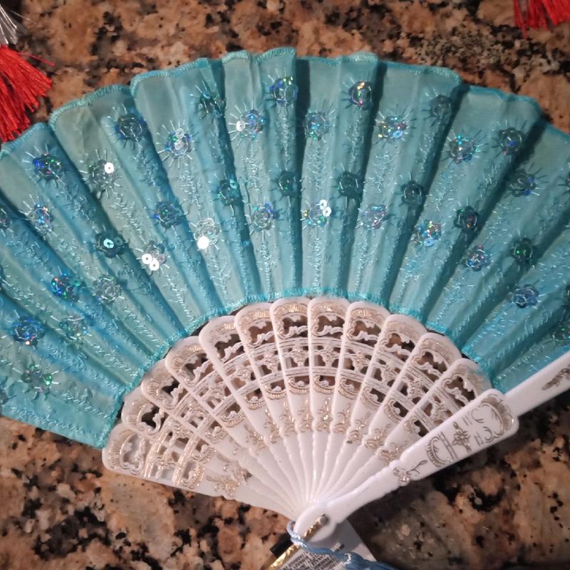 Durable handheld fans