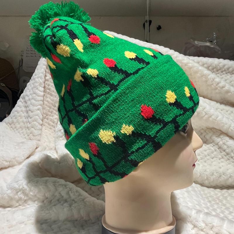 LED Light Up Christmas Pattern Knit Hat, 1 Count Unisex Winter Beanie Hat with Pom Pom, Festive & Party Supplies for Holiday Party