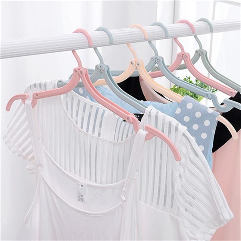 Travel Hangers - Essential for Cruise Ships, Portable Folding Hangers, Travel Accessories, Foldable Travel Clothes Drying Racks (Color Random)