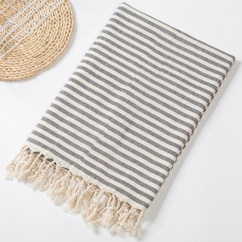 Striped Pattern Beach Towel, Beach Blanket, Mat, Lightweight Quick Drying Beach Towel with Tassel, Soft Comfortable Towel for Swimming Beach Party, Summer Gifts, Gifts