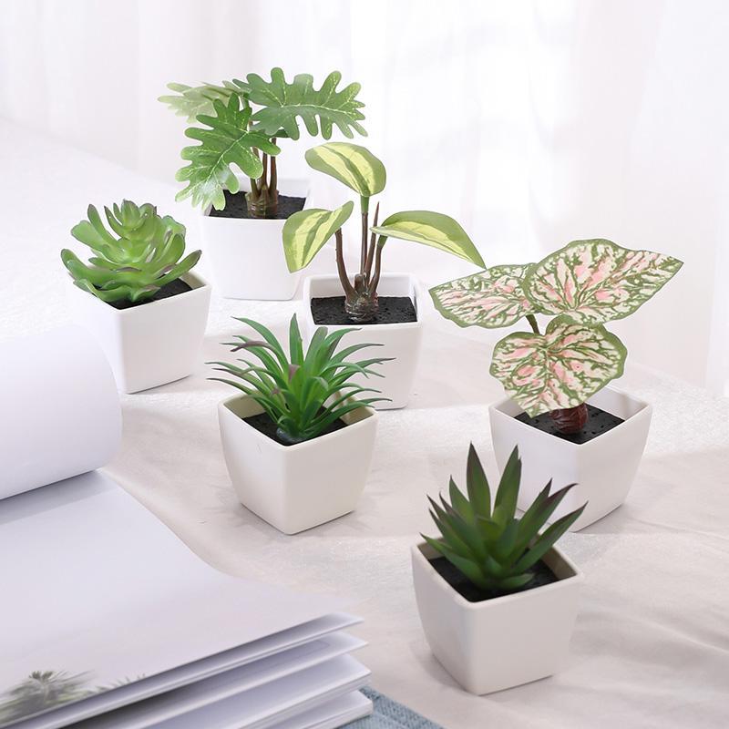 Christmas Artificial Potted Plant (6pcs set), Faux Plant Decoration, Realistic Potted Plant, Desktop Ornament for Home Office Decor