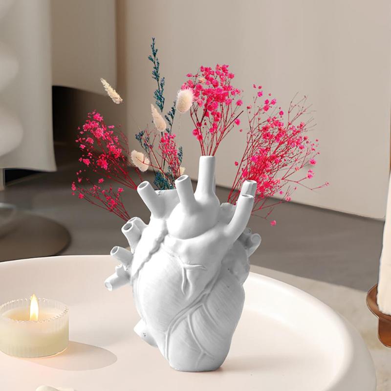 Home Decor Vase without Filler, 1 Count Creative Spring Heart Shaped Flower Vase, Modern Creative Plant Pot, Decorative Flower Vessel for Home Bedroom Balcony, Mean Girls Decorations