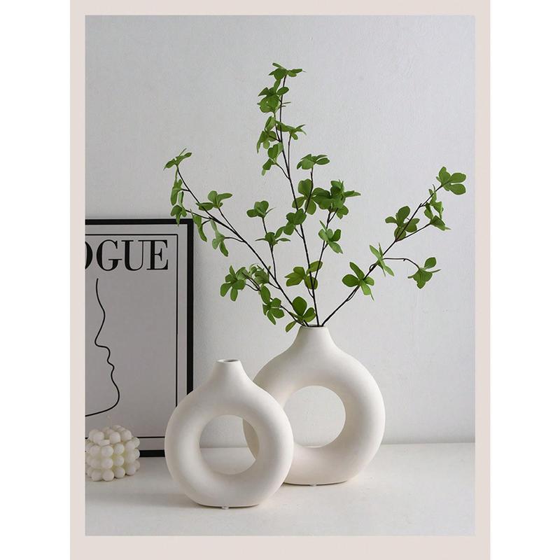 1pc Plastic Donut Shaped Flower Vase, Modern Simplistic Circle Vase Ornament, Ceramic-Like Vase, Creative Home Decor Crafts For Living Room