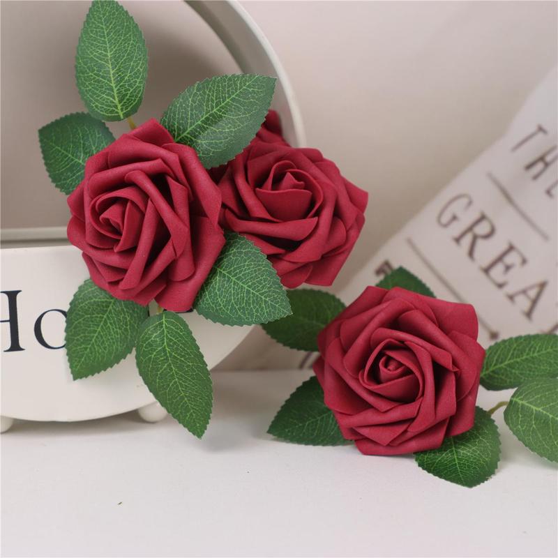 Unique Romantic Date Gifts, 25pcs Realistic Red Roses Ornaments, Fake Decorative Rose Petals for Wedding Decoration, Romantic Summer Ornament, Gifts for Girlfriend