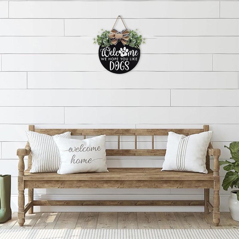 Welcome We Hope You Like Dogs Farmhouse Door Sign, 1 Count Letter Pattern Round Wooden Sign, Hanging Sign for Front Door Porch Farmhouse Decor