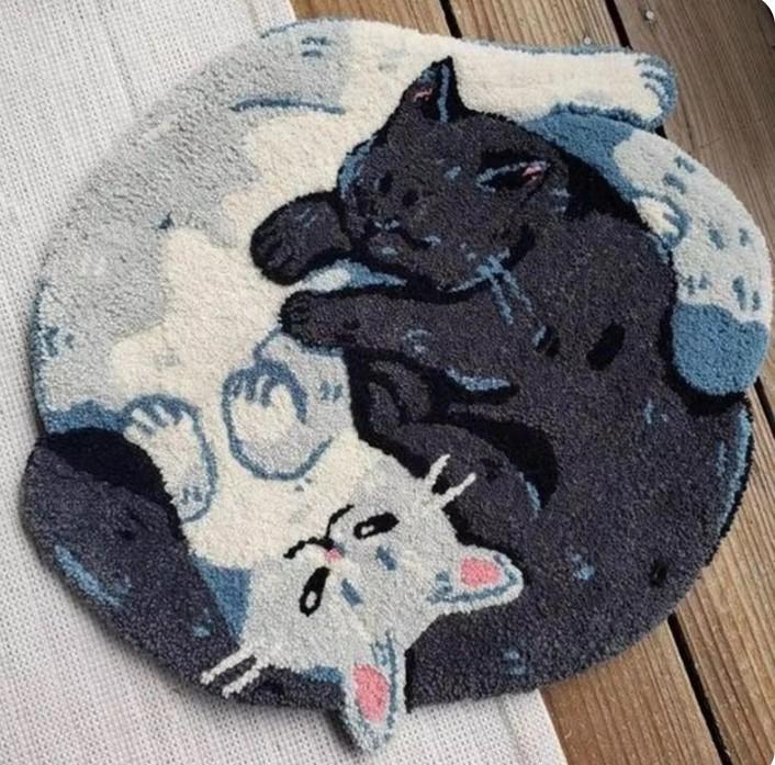 Cat Bath Mat, Hugging Cat Pattern, Plush Bathroom Decor Mat, Funny Machine Wash, Water Absorbent Thick Shower Rug with Non-Slip