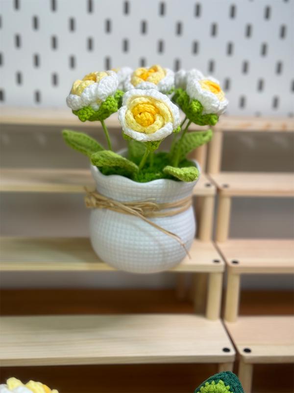 Handmade Crocheted Roses for Home Decoration - Multicolored Plants Decorative Flowers - Gift for Family or Friends